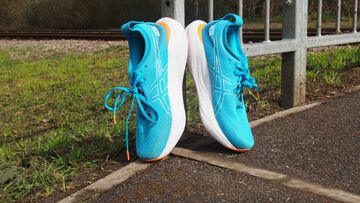 ASICS Gel-Nimbus 25 test par TechRadar