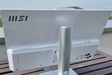 MSI Modern AM272P 12M testé par Geeknetic MSI Modern AM272P 12M testé par Geeknetic