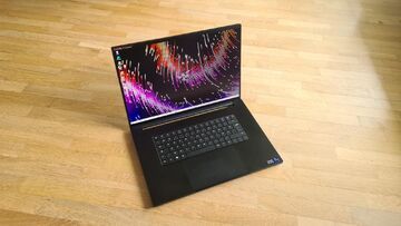 Razer Blade 18 reviewed by Tom's Guide (FR)