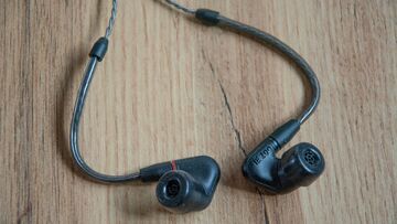 Sennheiser IE 200 test par ExpertReviews