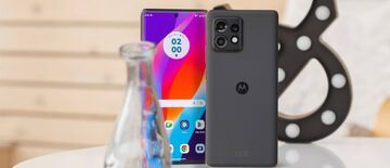 Motorola Edge 40 Pro reviewed by GSMArena