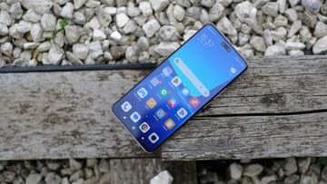 Xiaomi 13 Lite test par Trusted Reviews