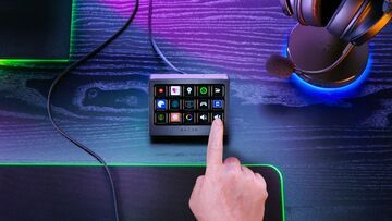 Razer Stream Controller testé par Shacknews Razer Stream Controller testé par Shacknews