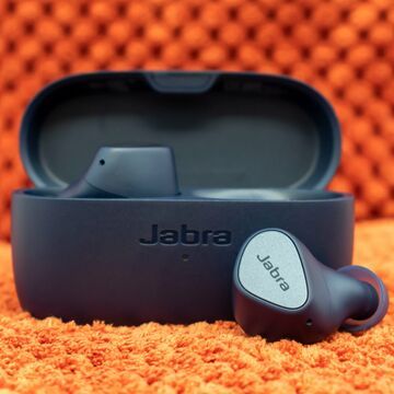 Jabra Elite 4 test par ExpertReviews