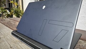 Alienware m17 test par Creative Bloq