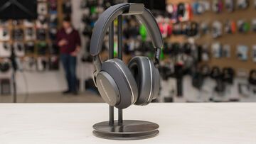 Bowers & Wilkins PX7 S2 reviewed by RTings