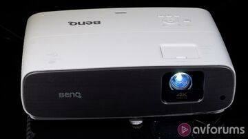 Test BenQ W2710i