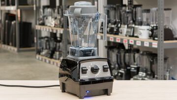 Vitamix Review: 2 Ratings, Pros and Cons