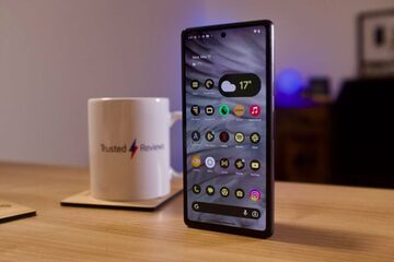 Google Pixel 7a testé par Trusted Reviews Google Pixel 7a testé par Trusted Reviews