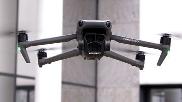 DJI Mavic 3 Pro reviewed by Chip.de