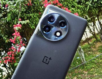 OnePlus 11 testé par NotebookCheck OnePlus 11 testé par NotebookCheck