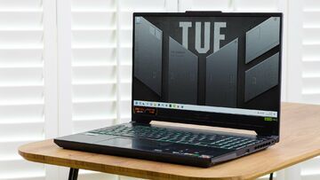 Asus TUF A15 test par ExpertReviews