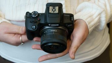 Canon EOS R100 im Test: Liste der 6 Bewertungen, Pro und Contra
