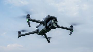 DJI Mavic 3 Pro test par TechRadar