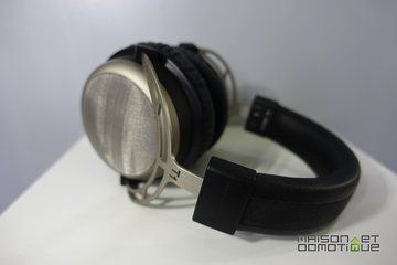 Beyerdynamic T1 Review: 4 Ratings, Pros and Cons