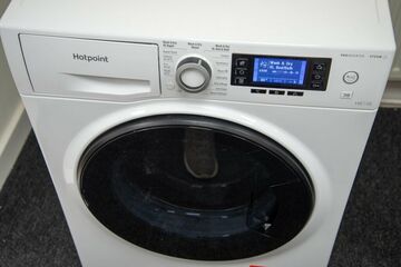 Hotpoint NDD11726DAUK Review: List of 1 Ratings, Pros and Cons Hotpoint NDD11726DAUK Review: List of 1 Ratings, Pros and Cons