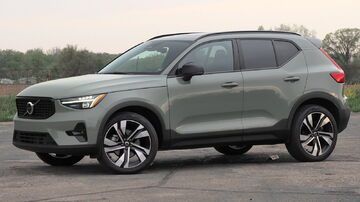 Volvo XC40 test par SlashGear