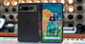 Google Pixel Fold test par The Verge