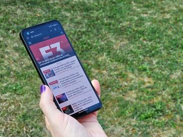 Asus  Zenfone 10 test par CNET France