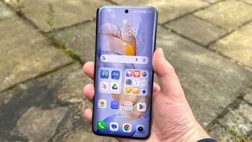 Honor 90 reviewed by Tom's Guide (US)