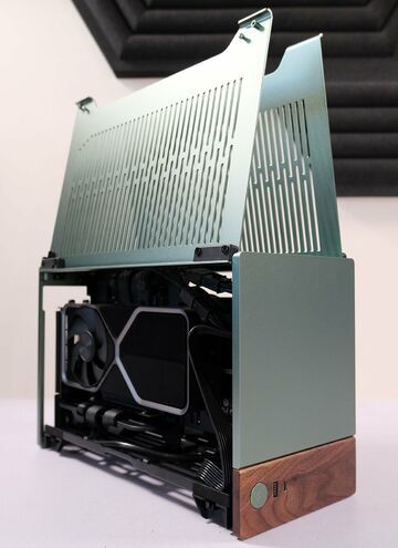 Review Fractal Design Terra by Club386