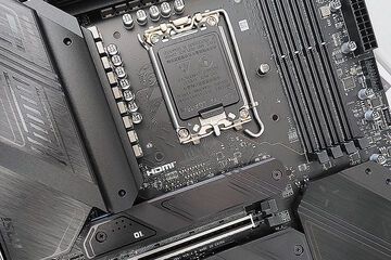 MSI MAG Z790 Tomahawk WiFi testé par Geeknetic MSI MAG Z790 Tomahawk WiFi testé par Geeknetic