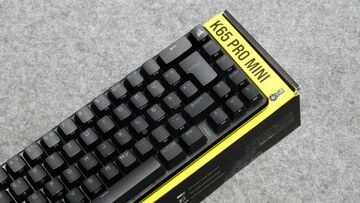 Test Corsair K65 Pro Mini