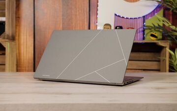 Asus ZenBook 15 reviewed by PhonAndroid