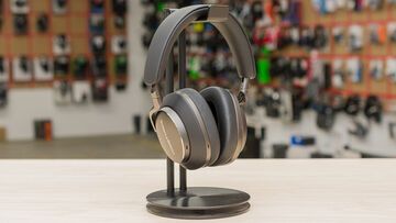 Bowers & Wilkins PX8 reviewed by RTings