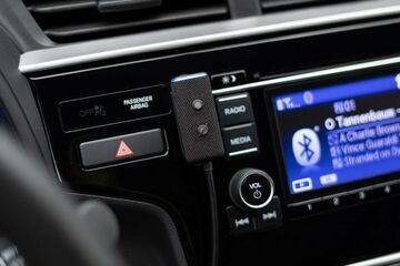 Amazon Echo Auto test par Multiplayer.it Amazon Echo Auto test par Multiplayer.it