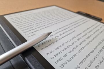 Huawei MatePad Paper reviewed by Journal du Geek