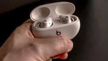 Beats Studio Buds Plus testé par Android Central Beats Studio Buds Plus testé par Android Central