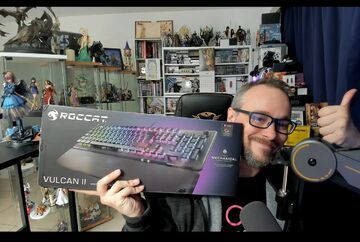 Roccat Vulcan II - Clavier de Jeu Mécanique Pour Pc, Touches  Rétro-Éclairées RGB Personnalisables, Repose-Poignet Amovible, Titan II  Linear Switches