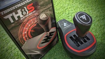 Test Thrustmaster TH8S