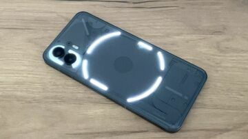 Nothing Phone 2 testé par Creative Bloq Nothing Phone 2 testé par Creative Bloq