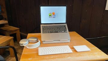 Logitech test par Creative Bloq Logitech test par Creative Bloq