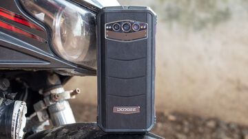 Doogee V30 testé par Android Central Doogee V30 testé par Android Central
