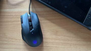 AOC AGM600 Review