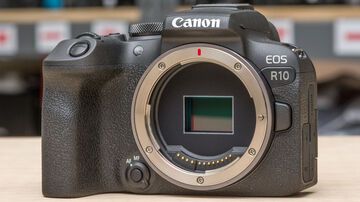 Canon EOS R10 test par RTings