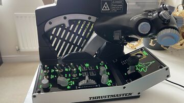 Anlisis Thrustmaster Viper TQS