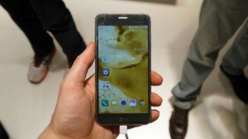 LG X Cam Review