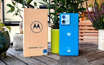 Motorola Edge 40 Neo reviewed by PhonAndroid