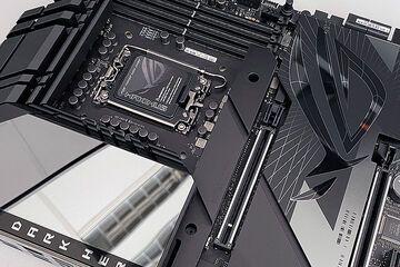 Asus ROG MAXIMUS Z790 DARK HERO testé par Geeknetic Asus ROG MAXIMUS Z790 DARK HERO testé par Geeknetic