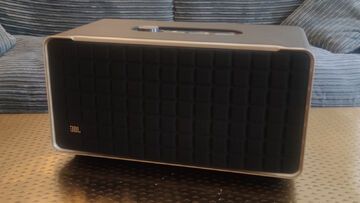 JBL Authentics 500 testé par TechRadar JBL Authentics 500 testé par TechRadar