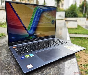 Asus Vivobook Pro 16 test par NotebookCheck