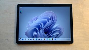 Microsoft Surface Go test par Creative Bloq Microsoft Surface Go test par Creative Bloq