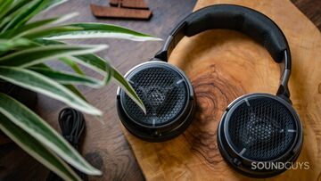 Corsair Virtuoso Pro reviewed by SoundGuys Corsair Virtuoso Pro reviewed by SoundGuys