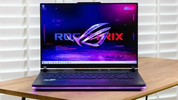 Asus ROG Strix Scar test par ExpertReviews