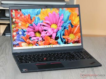 Lenovo ThinkPad L15 test par NotebookCheck