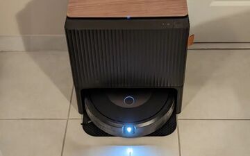 iRobot Roomba reviewed by Tom's Guide (FR)